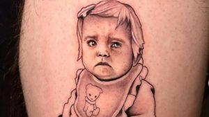 Fedez frena i commenti al tatuaggio: “L’ho voluto così”
