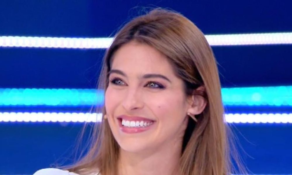 Ariadna Romero: l’ex di Pierpaolo Pretelli pizzicata con il figlio di Julio Iglesias
