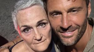 Filippo Bisciglia: la dedica alla mamma sui social con tanto di foto