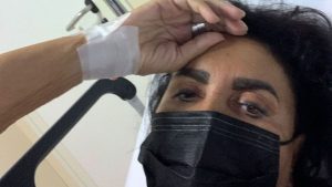 Fiordaliso operata d’urgenza a causa di una peritonite: come sta