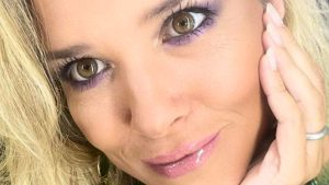Francesca Barra contro il ministro Roccella: “Devo cambiare nome anche al lievito madre?”