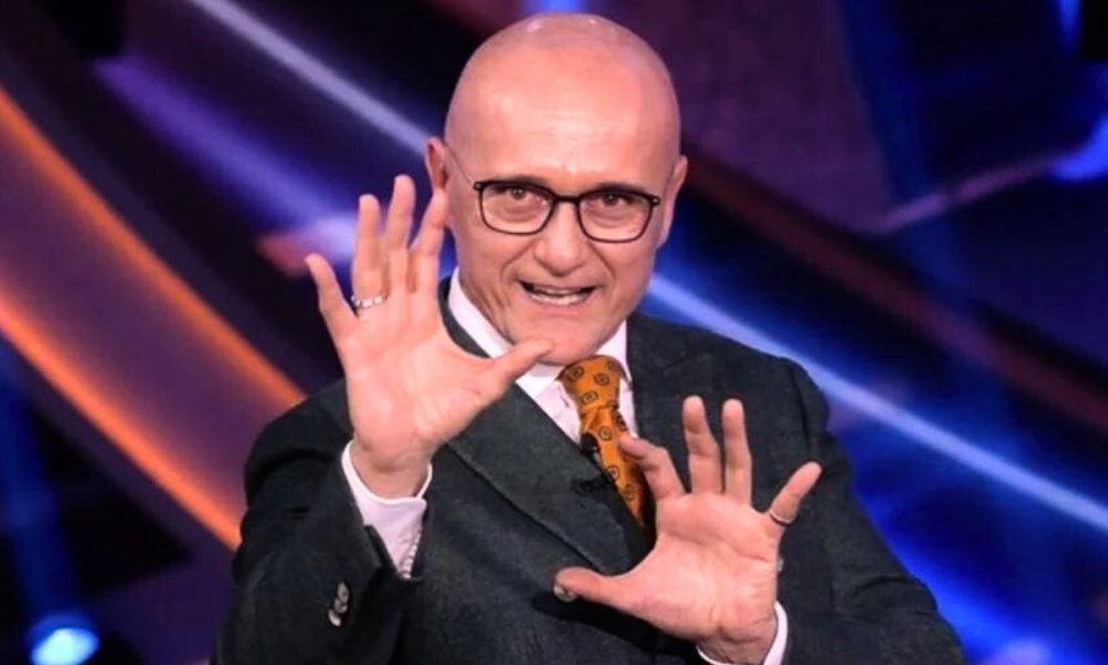 GF, l’ex concorrente si candida di nuovo: “Se Signorini mi vuole sono qui”