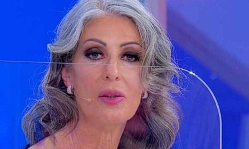 Isabella e Fabio, nuovo retroscena sul divorzio: “Si è sbarazzata di lui”