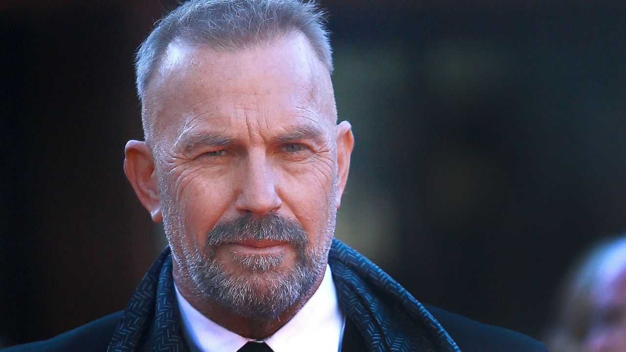 Kevin Costner, il divorzio si complica: l'attore furioso con la ex moglie 41 Kevin Costner