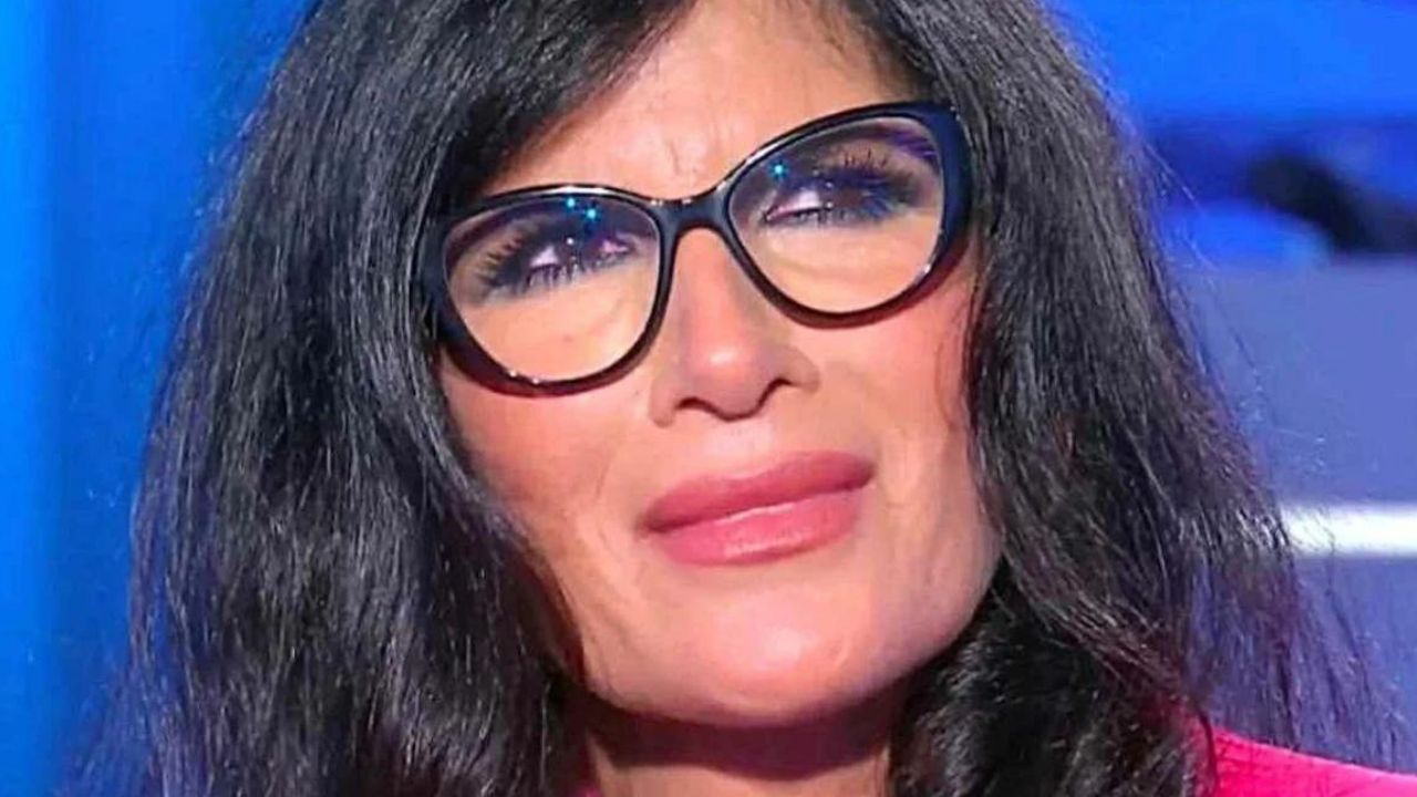 Pamela Prati confonde il gossip: chi è il misterioso uomo al suo fianco? 41 pamela prati uomo gossip