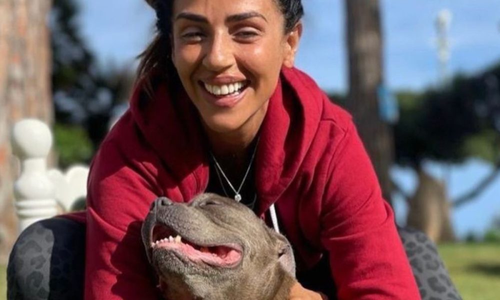 Raffaella Mennoia fonda un’associazione per salvare gli animali: il progetto Arca degli Amici