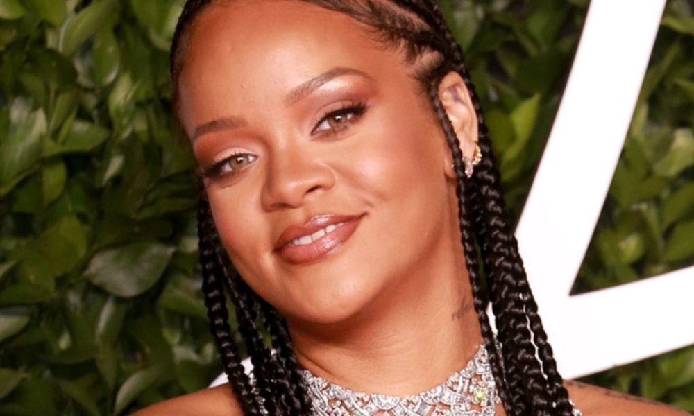 Rihanna sogna una famiglia numerosa: “Sta parlando di avere 10 figli”