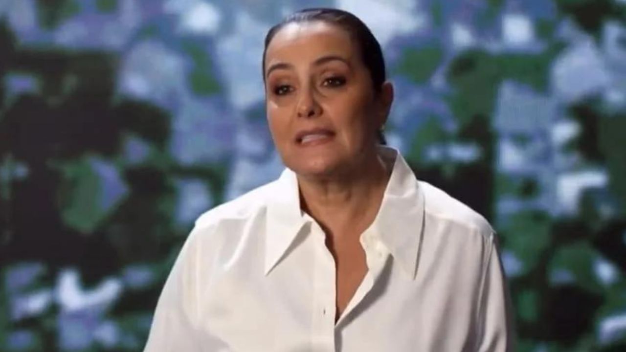 Roberta Capua, malore prima dell'esibizione: "Apritemi il collo! Mi sento svenire" 41 Roberta Capua