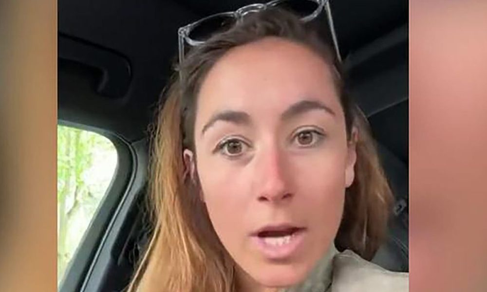 Sofia Goggia: “Mi spoglierei, in parte l’ho già fatto”