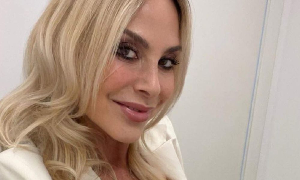 Stefania Orlando: “Il mio cuore si sta riprendendo”, è tornato l’amore?