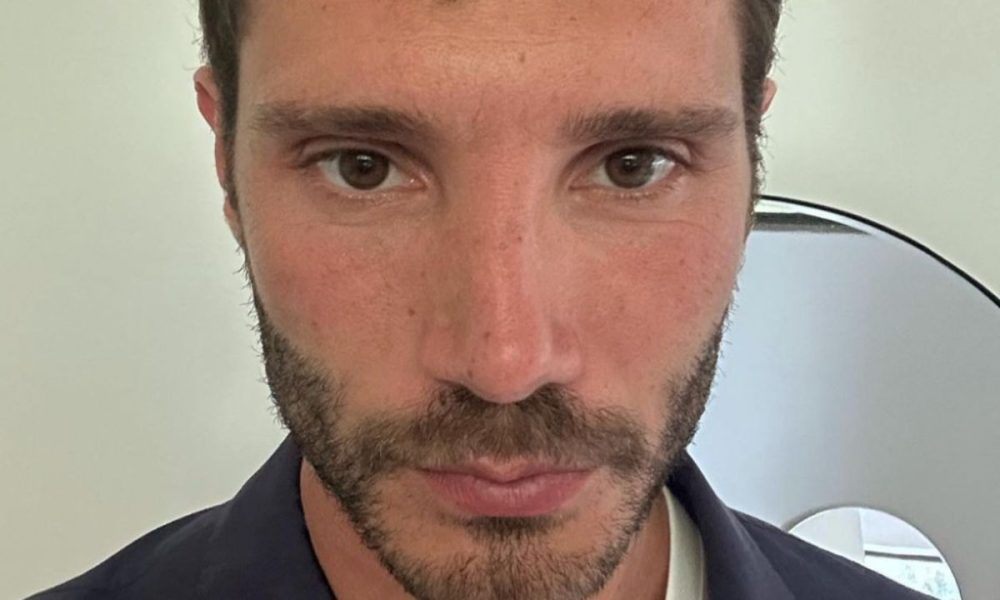 Belén scappa da Milano e Stefano De Martino vola via a Parigi