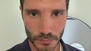 Belén scappa da Milano e Stefano De Martino vola via a Parigi