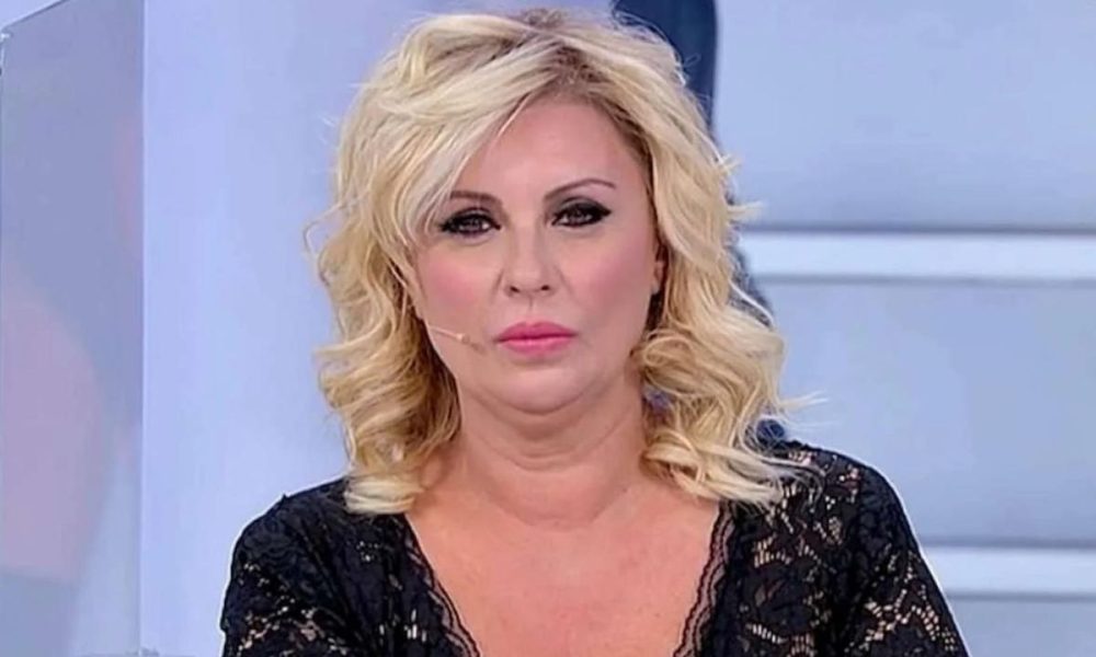 Tina Cipollari rompe il silenzio sulle voci di addio a Uomini e Donne