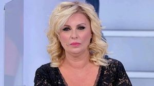 Tina Cipollari rompe il silenzio sulle voci di addio a Uomini e Donne