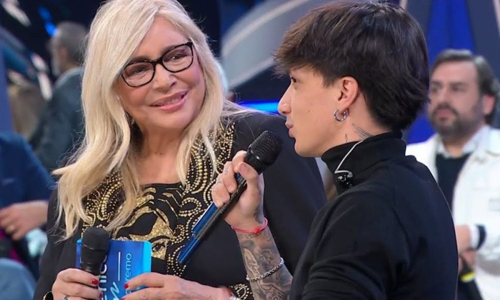 Mara Venier spiega il rapporto speciale con Ultimo: “C’è un rapporto familiare tra noi…”