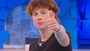 Wax e Maria De Filippi: l’aneddoto sulla lite durante i provini di Amici