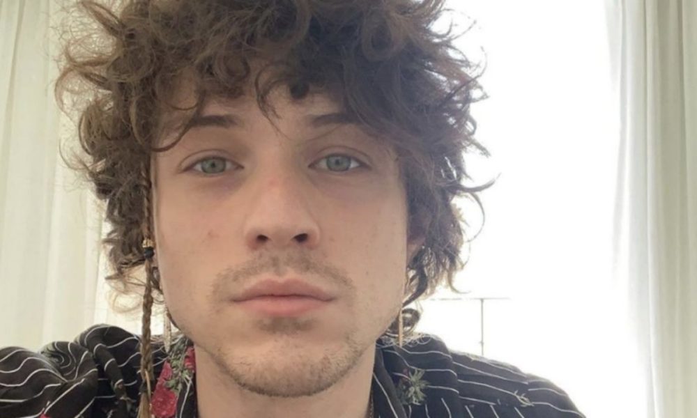 Irama ha una nuova fiamma: chi è, le voci sul presunto tradimento