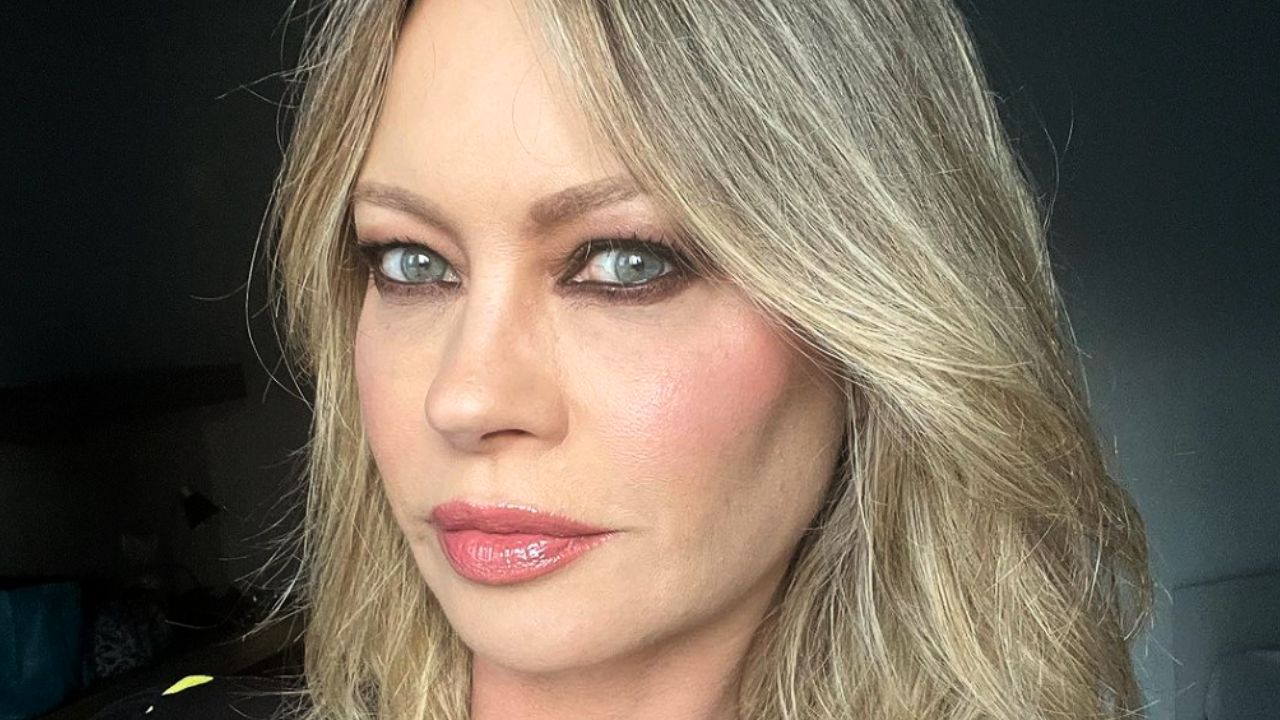 Anna Falchi torna con I Fatti Vostri: "Sottile? Mi piaceva" 41 Anna Falchi