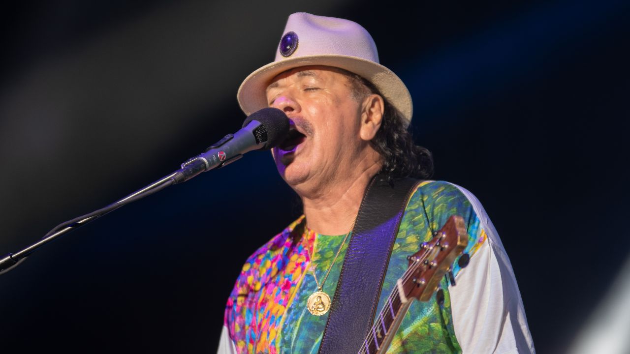 Carlos Santana