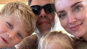 Chiara Ferragni rimprovera Fedez: le foto “troppo spontanee”