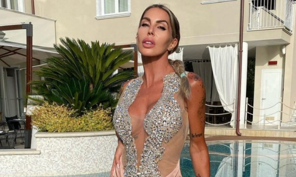 ”La vera bufala siete voi, avete rotto il c***o”: Guendalina Canessa risponde alle critiche sulla ‘fake news’