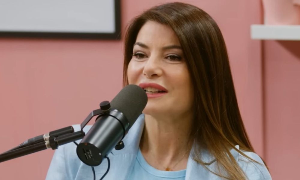 Ilaria D’Amico e il sesso in gravidanza: “Può aiutare a partorire”