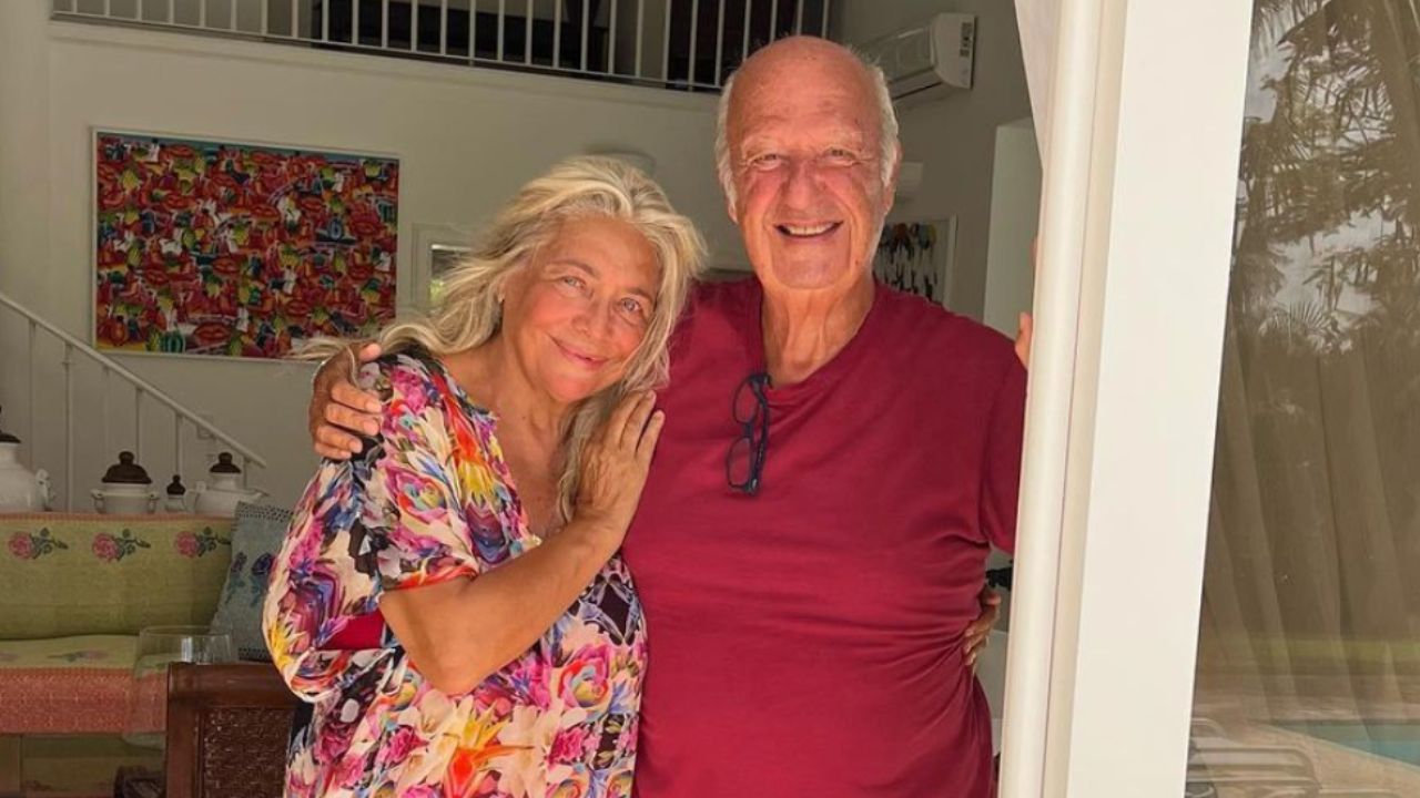 Mara Venier perde la calma sui social: "Fatti i caz*i tuoi, fata turchina di sto caz*o!" 41 Mara Venier e Nicola Carraro