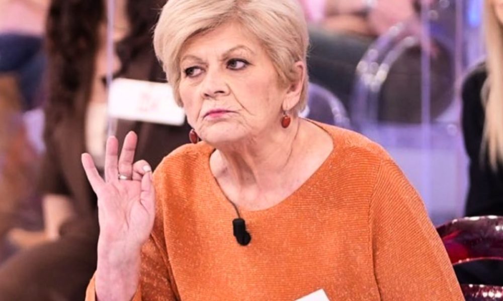 Pinuccia attacca Tina: “Via da Uomini e Donne per colpa sua”