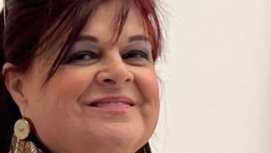 Stefania Pezzopane ricoperta di insulti, lo sfogo: “Ho il diritto di non essere bella”