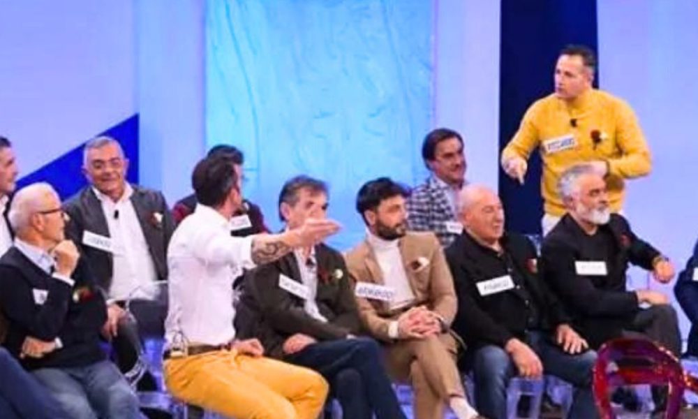 Uomini e Donne: a rischio due cavalieri, la mannaia di Pier Silvio