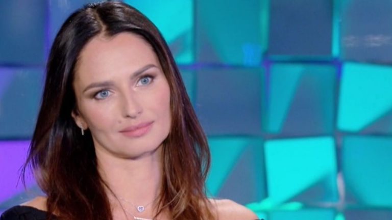 anna safroncik single