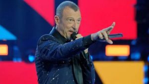 Ascolti tv di mercoledì 27 settembre: Pino Insegno cala ancora, Amadeus porta la Rai in trionfo
