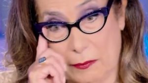 Cesara Buonamici, la confessione a Verissimo: “Ho avuto un tumore al seno”