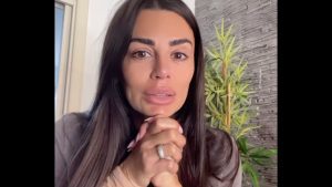 Elga Enardu e Diego Daddi in crisi: l’ex tronista di Uomini e Donne fugge da casa