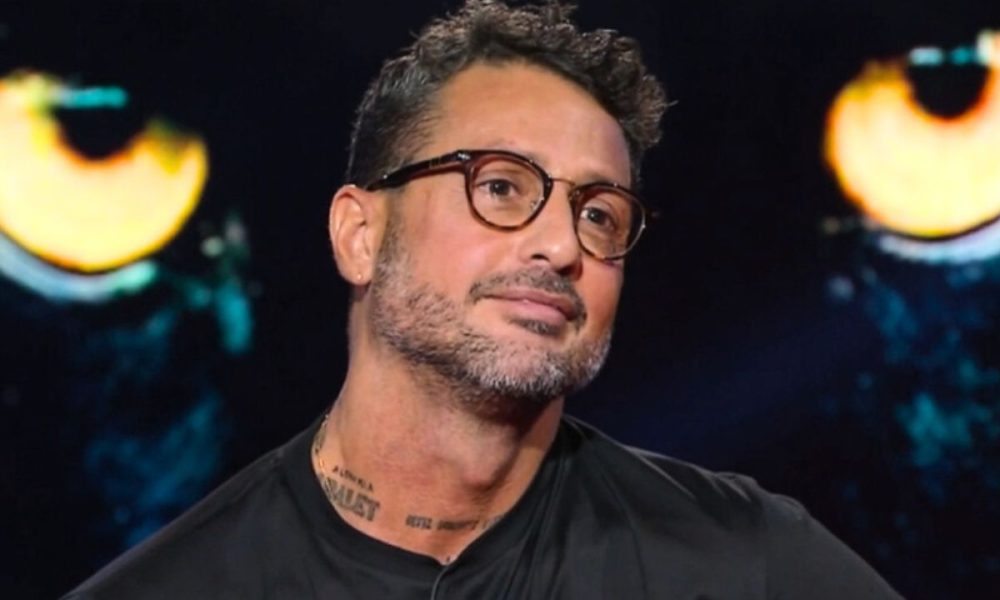 Fabrizio Corona, la Rai non lo molla: chi lo vuole come ospite
