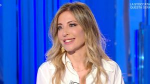 Domenica In, Venier: “Quando ti sposi con Mentana?”, la reazione imbarazzata di Francesca Fagnani