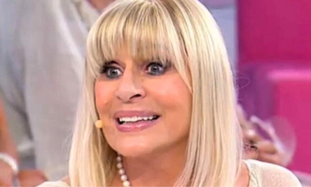 Uomini e Donne, esterna piccante tra Gemma e Maurizio: “Sarebbe bello farlo…”