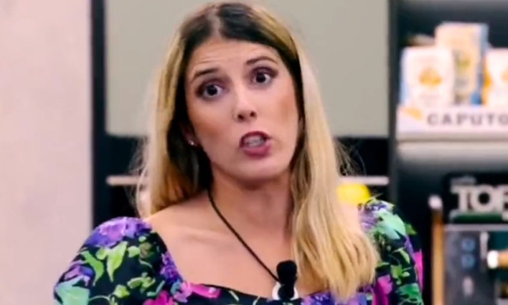 Giselda non è quel che sembra al GF: cambia la voce, poi le lacrime