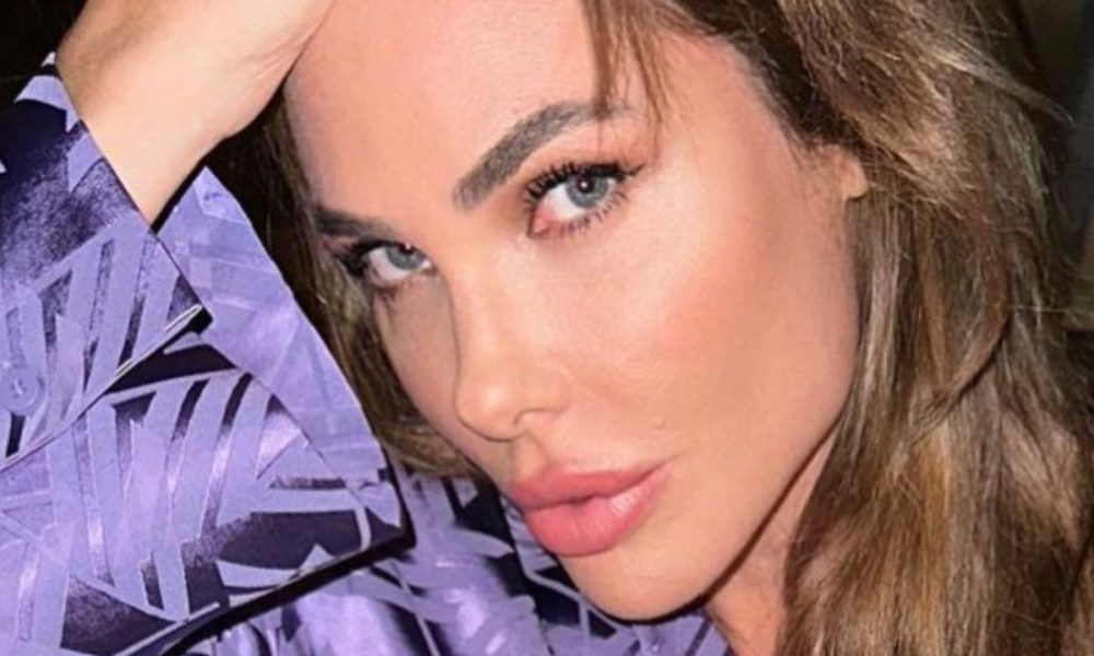 Ilary Blasi replica a Totti e Noemi dopo la “spiata” sui social – IL VIDEO