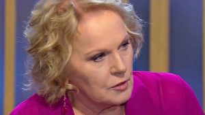 Katia Ricciarelli gela Caterina Balivo a La volta buona: “Come ti permetti?”
