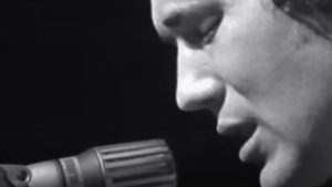 Lucio Battisti: stasera l’omaggio della Rai a 25 anni dalla morte