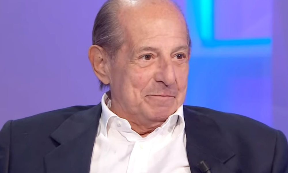 Magalli imita Gianni Morandi a Bella Ma’: l’aneddoto su Pronto, Raffaella?