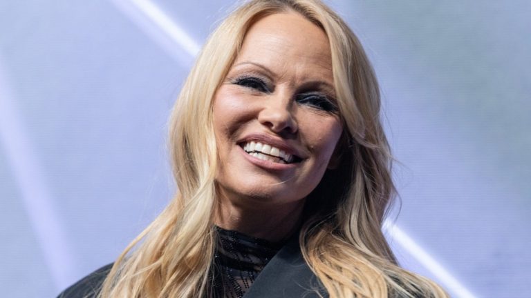 pamela anderson asta