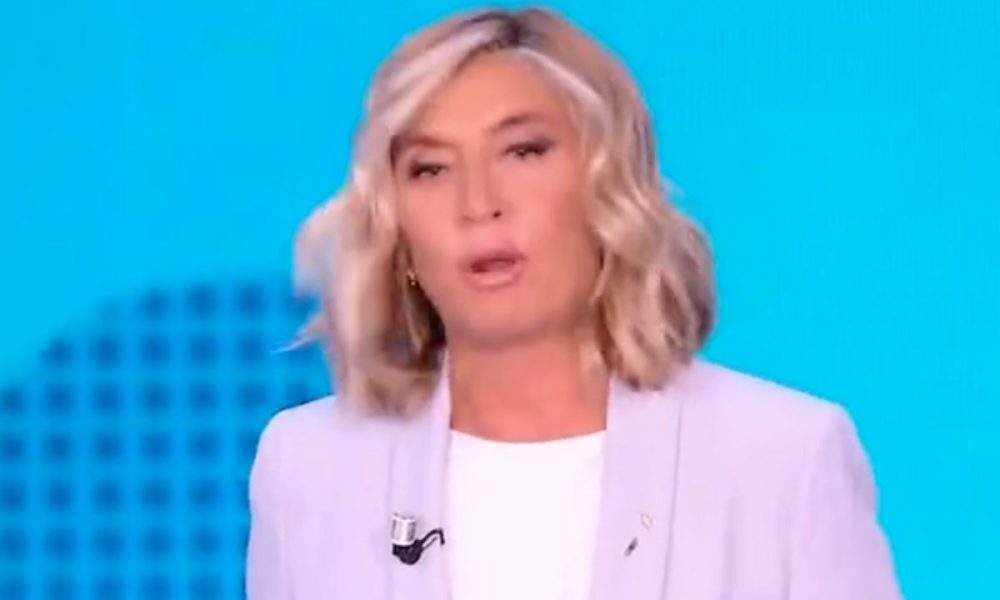 Vittorio Sgarbi sgancia la bomba sulla d’Urso proprio a Pomeriggio Cinque