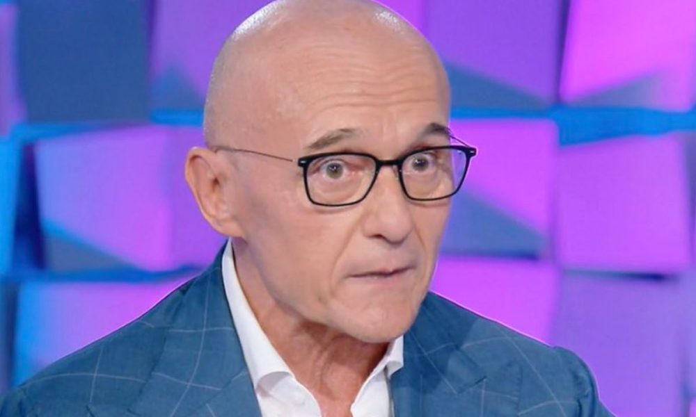 GF, il mea culpa di Signorini: “L’anno scorso abbiamo sbagliato cast”