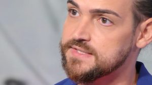 Valerio Scanu, lacrime a Storie italiane: il ricordo del padre scomparso