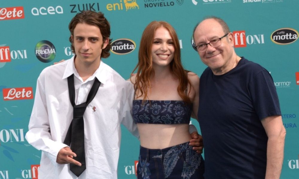 Vita da Carlo 2: più autobiografico e ricco di colpi di scena