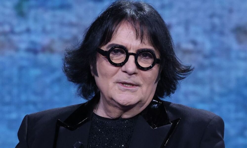 La sorprendente reazione di Renato Zero all’assalto dei paparazzi a Milano