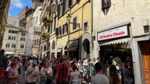 All’Antico Vinaio sbarca a Napoli: quando la data di apertura
