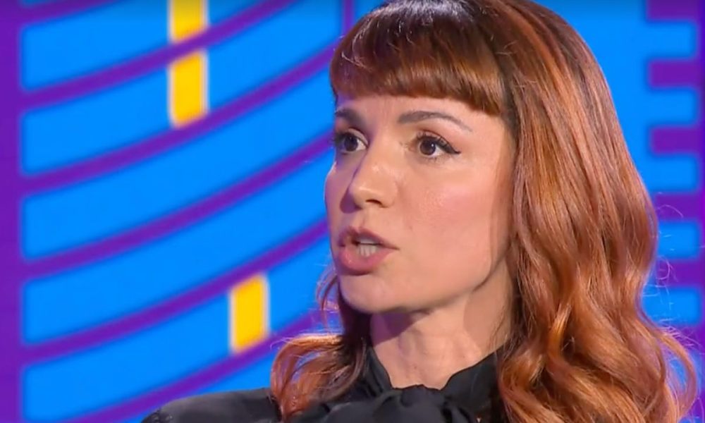 Andrea Delogu: “Bannata su Tinder. Poi mandavano foto del ca**o”